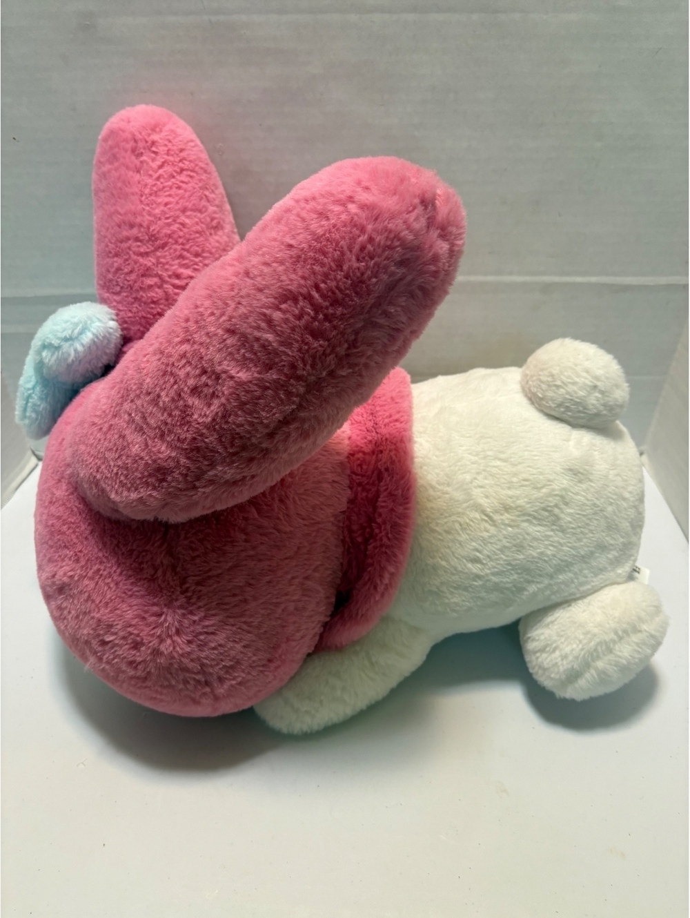 Hello kitty and friends large pink bunny